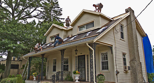 Best Affordable Roofing Company  in Dubuque, IA