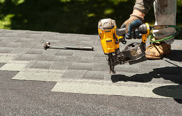 Best Shingle Roofing Installation  in Dubuque, IA